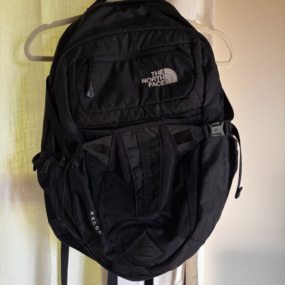 North Face Backpack - Picture 1 of 4